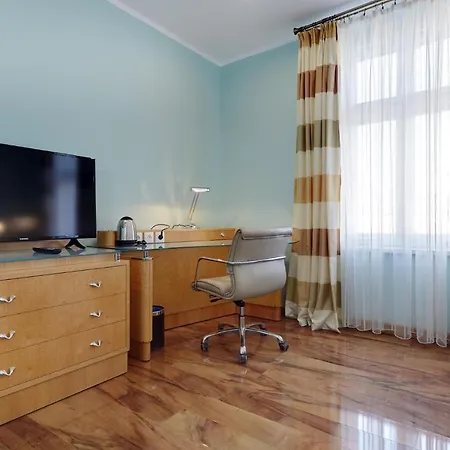 Jagiellonska 3 - Duze Przestronne Pokoje, Centrum Miasta, Szybkie Wifi Apartmanhotel Katowice