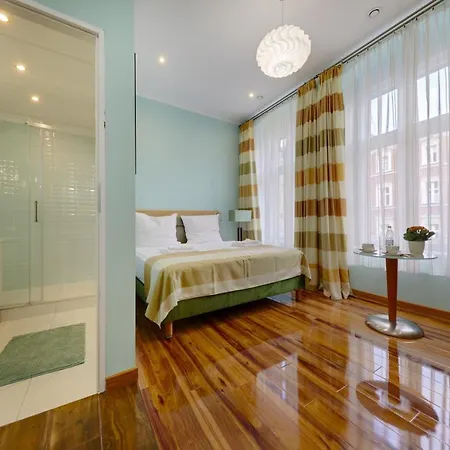 Jagiellonska 3 - Duze Przestronne Pokoje, Centrum Miasta, Szybkie Wifi