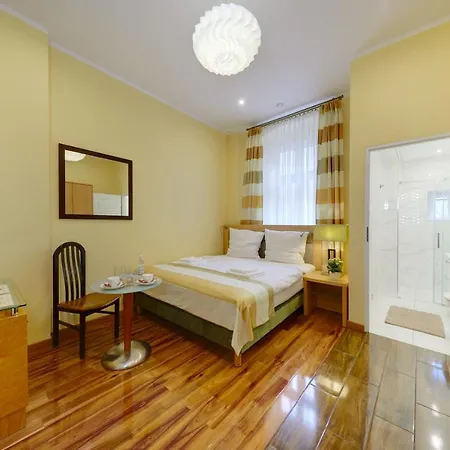 Jagiellonska 3 - Duze Przestronne Pokoje, Centrum Miasta, Szybkie Wifi 3*