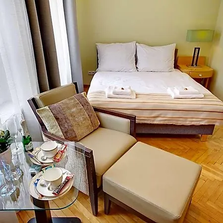Aparthotel Jagiellonska 3 - Duze Przestronne Pokoje, Centrum Miasta, Szybkie Wifi