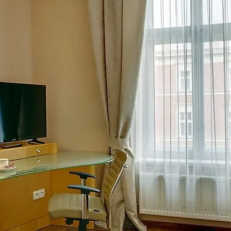 Aparthotel Jagiellonska 3 - Duze Przestronne Pokoje, Centrum Miasta, Szybkie Wifi 3*