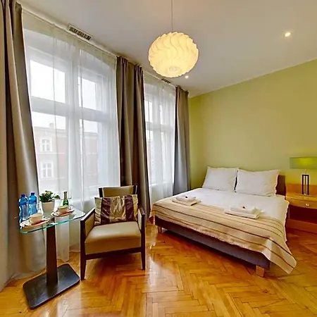 Jagiellonska 3 - Duze Przestronne Pokoje, Centrum Miasta, Szybkie Wifi Aparthotel 3*