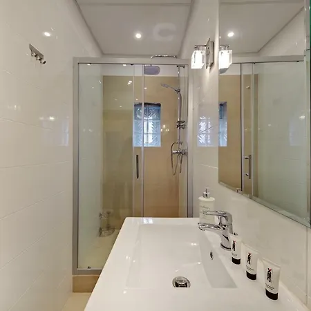 Jagiellonska 3 - Duze Przestronne Pokoje, Centrum Miasta, Szybkie Wifi Katowice