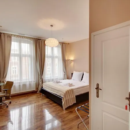 Jagiellonska 3 - Duze Przestronne Pokoje, Centrum Miasta, Szybkie Wifi Aparthotel