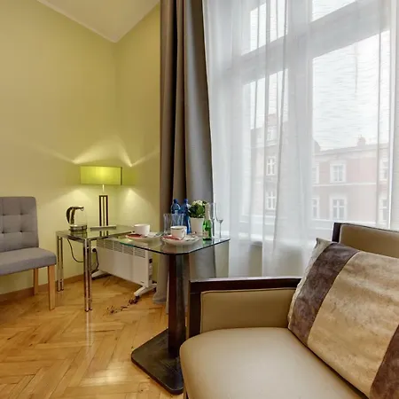 Jagiellonska 3 - Duze Przestronne Pokoje, Centrum Miasta, Szybkie Wifi Aparthotel 3*