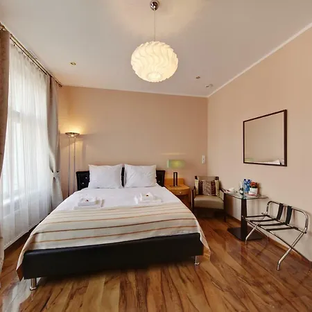 Jagiellonska 3 - Duze Przestronne Pokoje, Centrum Miasta, Szybkie Wifi Apart Otel