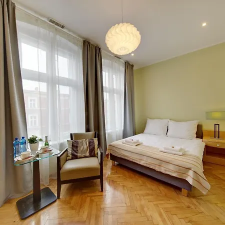 Lejlighedshotel Jagiellonska 3 - Duze Przestronne Pokoje, Centrum Miasta, Szybkie Wifi Katowice