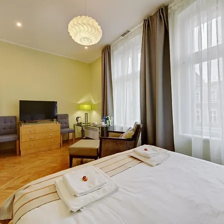 Jagiellonska 3 - Duze Przestronne Pokoje, Centrum Miasta, Szybkie Wifi 3* Katowice