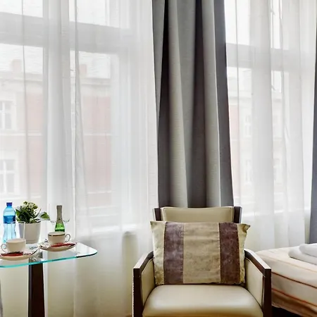 Jagiellonska 3 - Duze Przestronne Pokoje, Centrum Miasta, Szybkie Wifi Lejlighedshotel Katowice