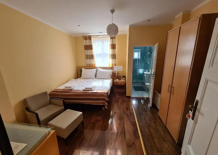 Jagiellonska 3 - Duze Przestronne Pokoje, Centrum Miasta, Szybkie Wifi Aparthotel Katowice