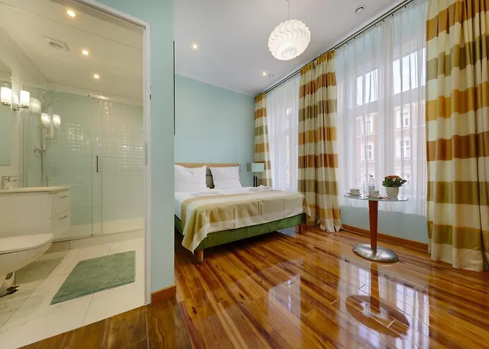 Jagiellonska 3 - Duze Przestronne Pokoje, Centrum Miasta, Szybkie Wifi