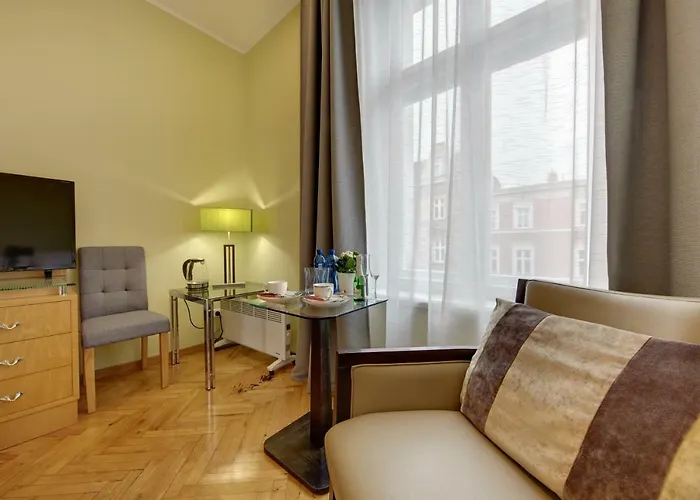 Jagiellonska 3 - Duze Przestronne Pokoje, Centrum Miasta, Szybkie Wifi Aparthotel 3*