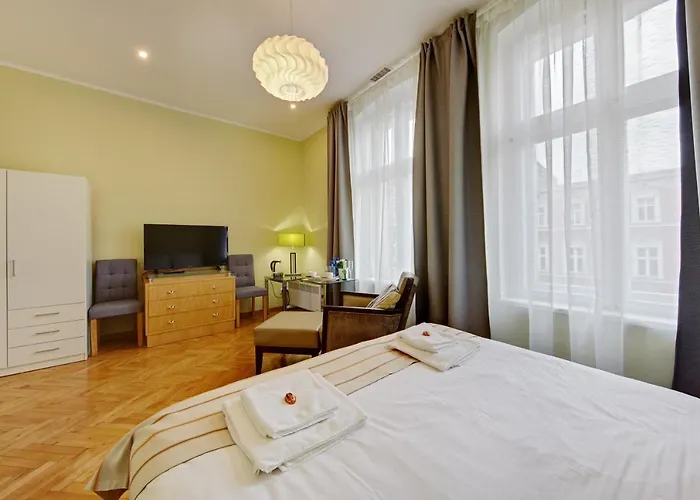 Jagiellonska 3 - Duze Przestronne Pokoje, Centrum Miasta, Szybkie Wifi 3* 카토비체